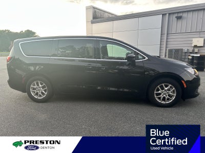 2024 Chrysler Voyager LX