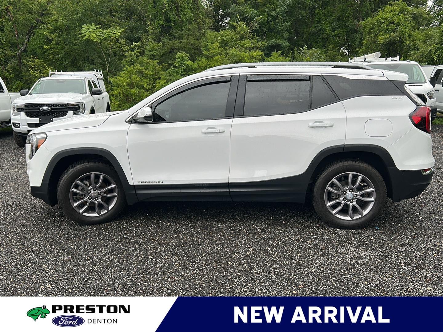 2023 GMC Terrain SLT