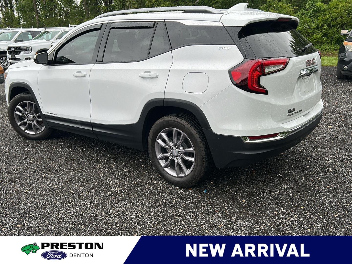 2023 GMC Terrain SLT