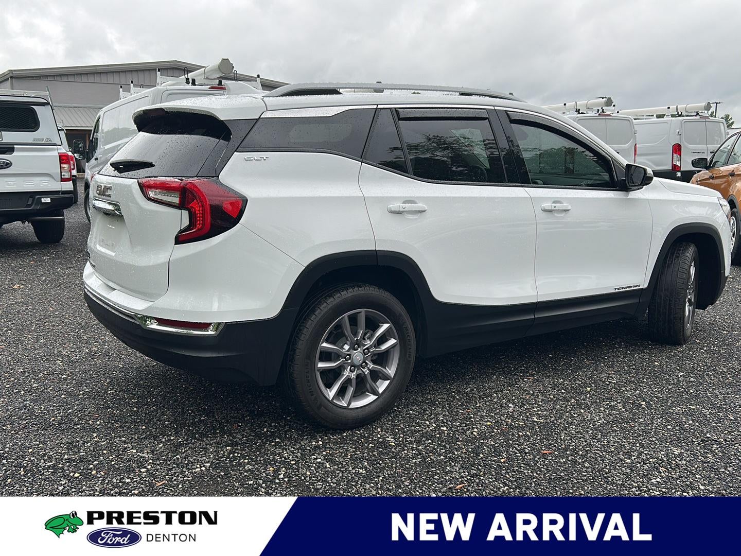 2023 GMC Terrain SLT