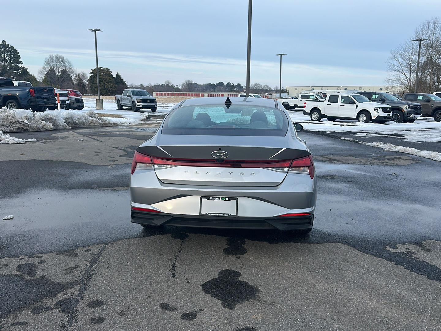 2023 Hyundai ELANTRA SEL