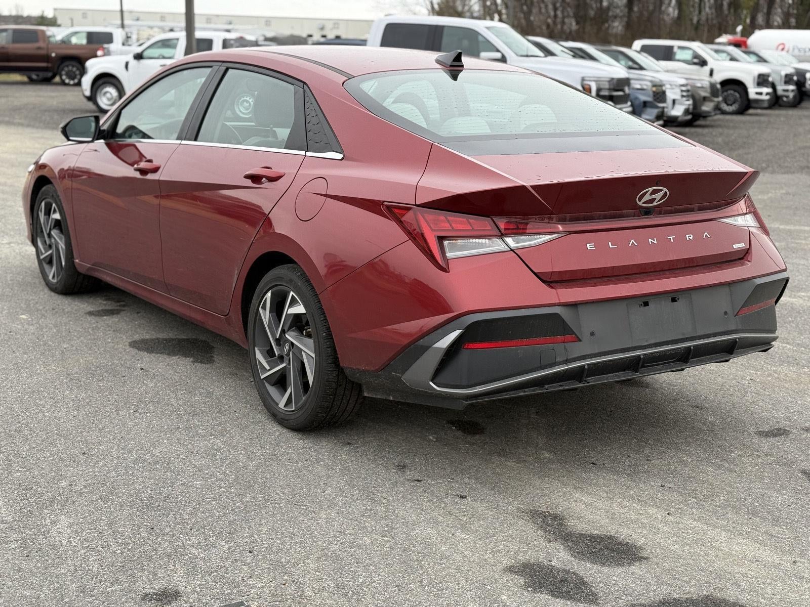 2024 Hyundai Elantra Hybrid Limited