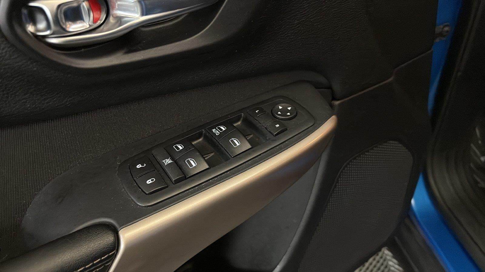 2017 Jeep Cherokee Altitude