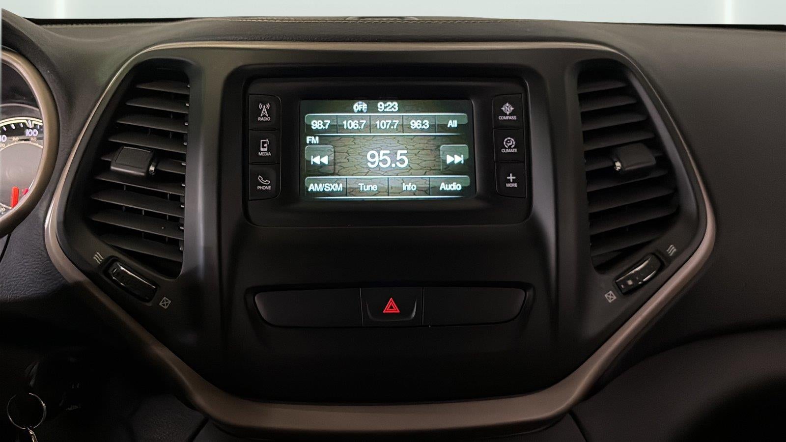 2017 Jeep Cherokee Altitude