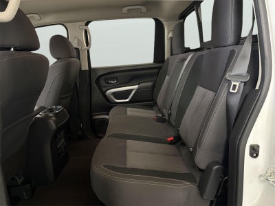 2023 Nissan Titan SV