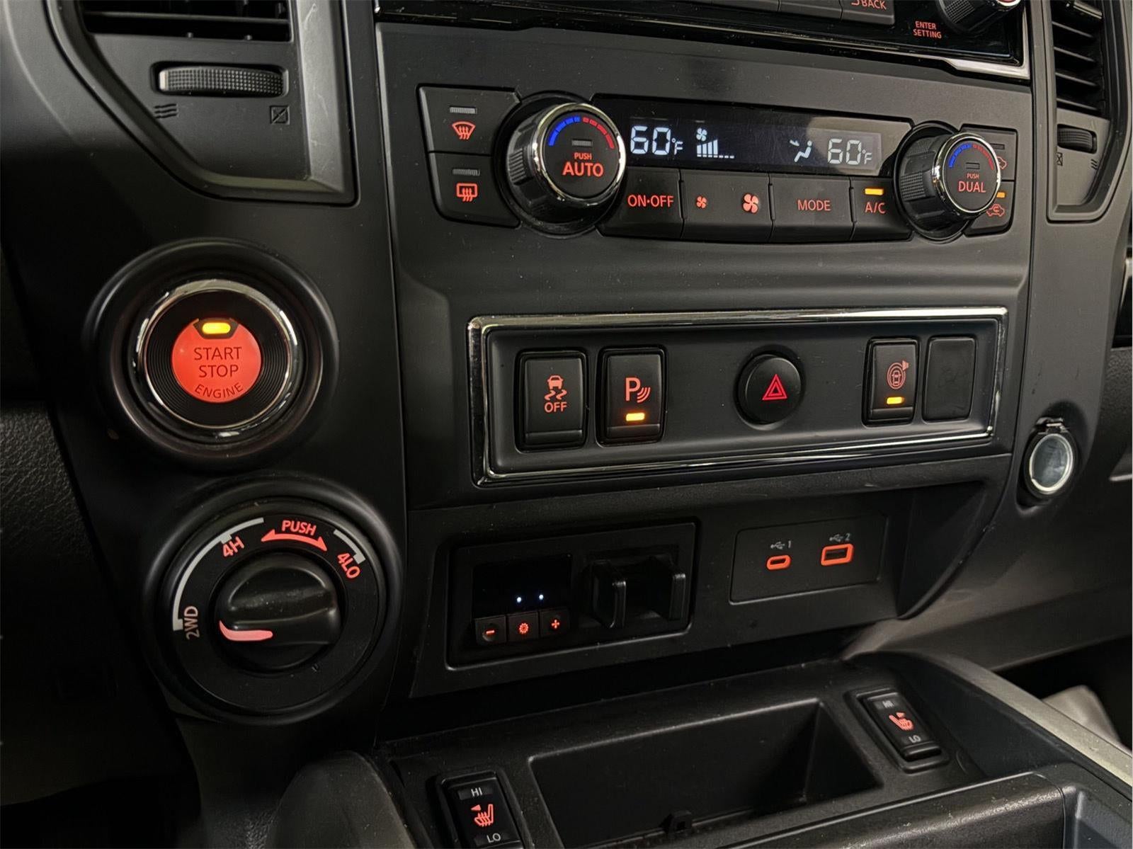 2023 Nissan Titan SV