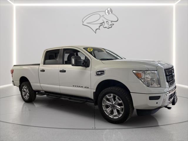 2023 Nissan Titan SV