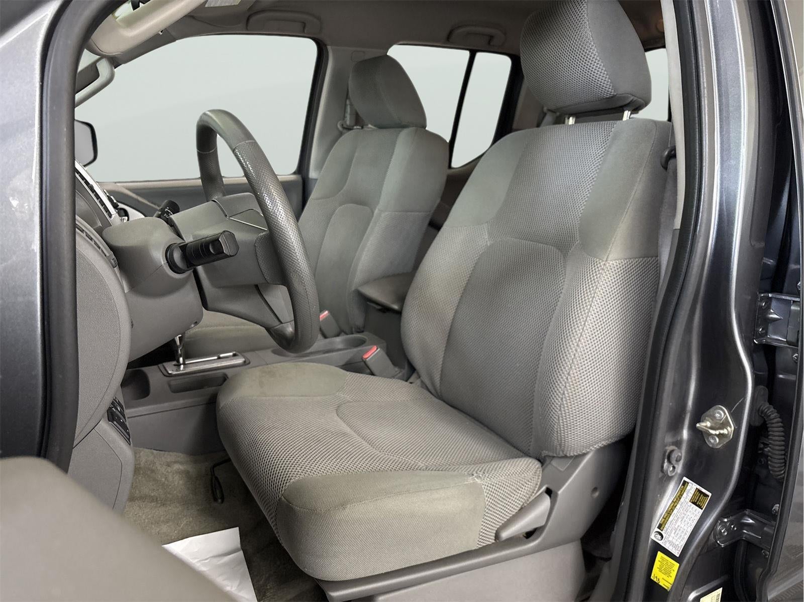 2017 Nissan Frontier SV V6