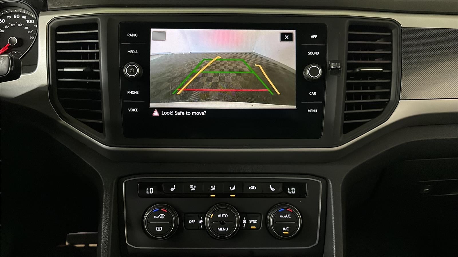 2021 Volkswagen Atlas Cross Sport 3.6L V6 SE w/Technology R-Line