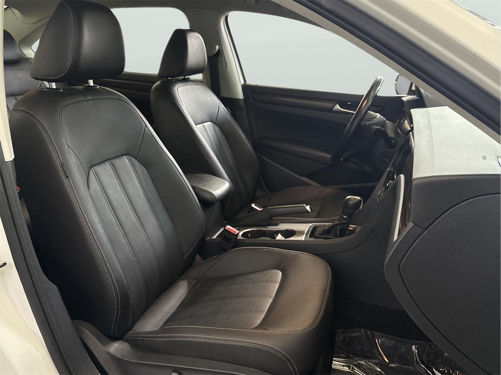 2020 Volkswagen Passat 2.0T SEL