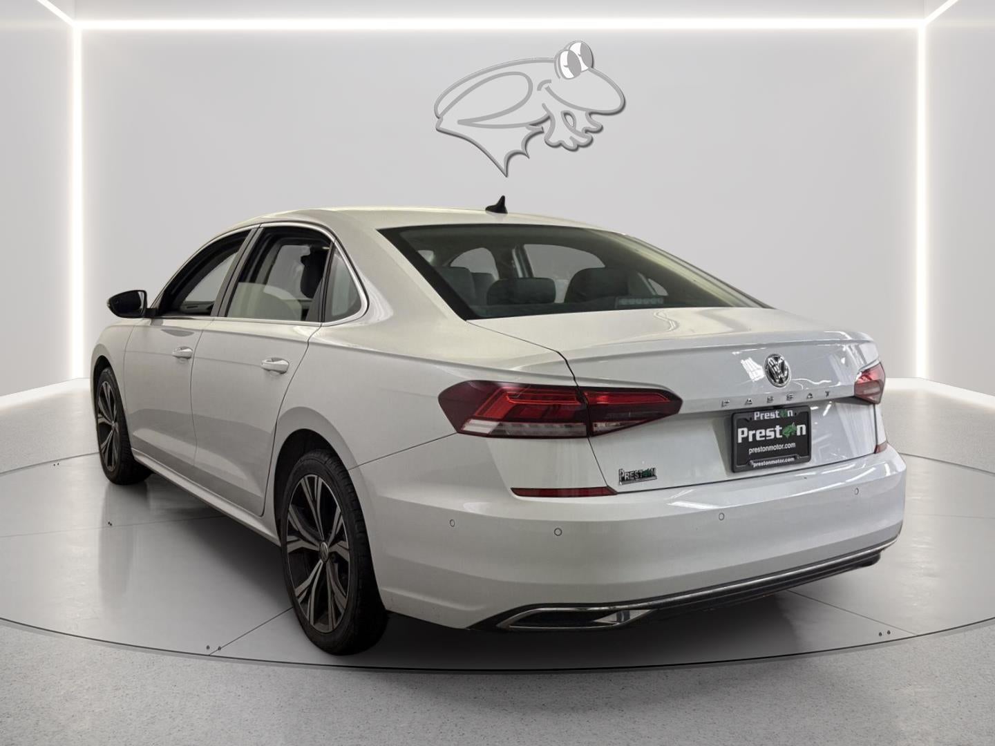 2020 Volkswagen Passat 2.0T SEL