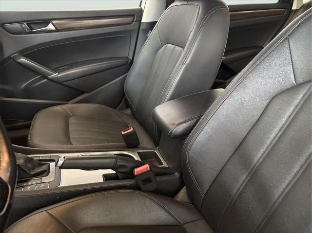 2020 Volkswagen Passat 2.0T SEL