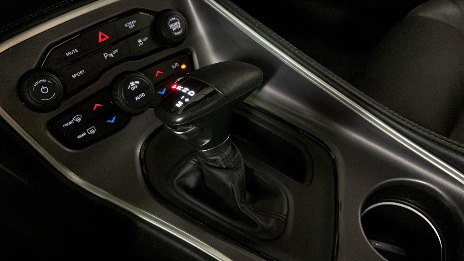 2022 Dodge Challenger SXT