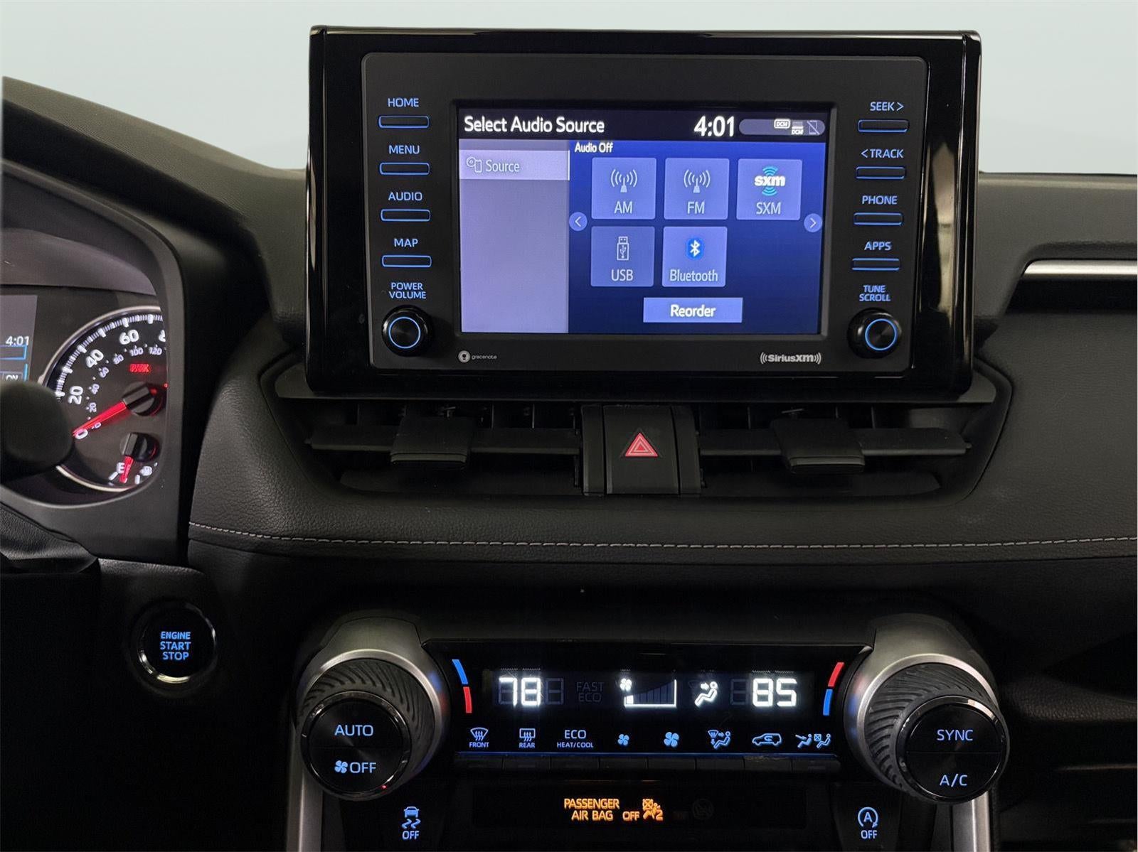 2022 Toyota RAV4 XLE