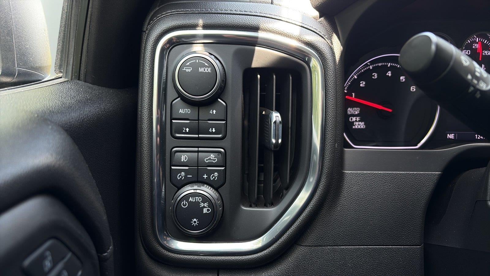 2021 Chevrolet Silverado RST