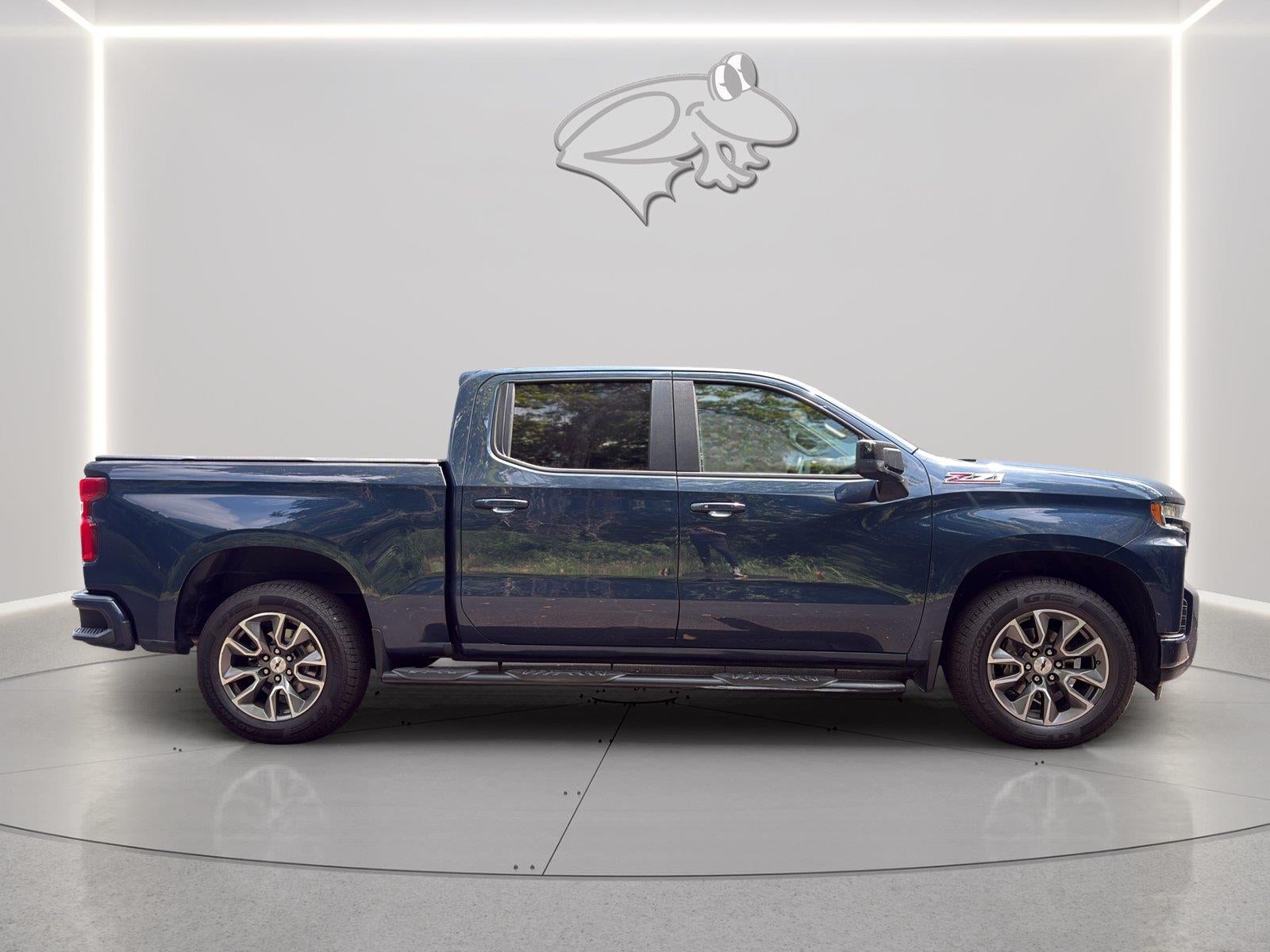 2021 Chevrolet Silverado RST