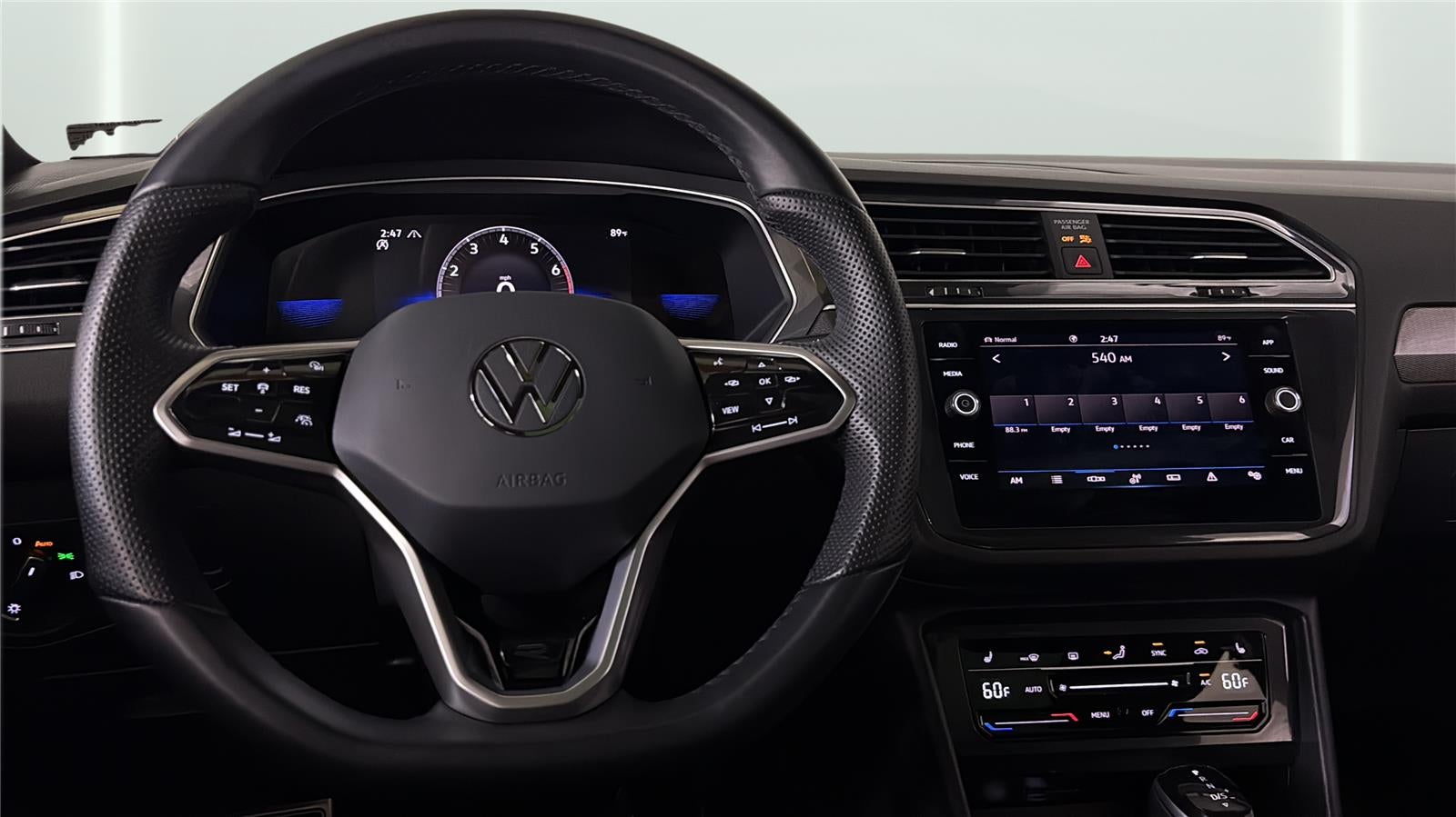 2024 Volkswagen Tiguan SE R-Line Black