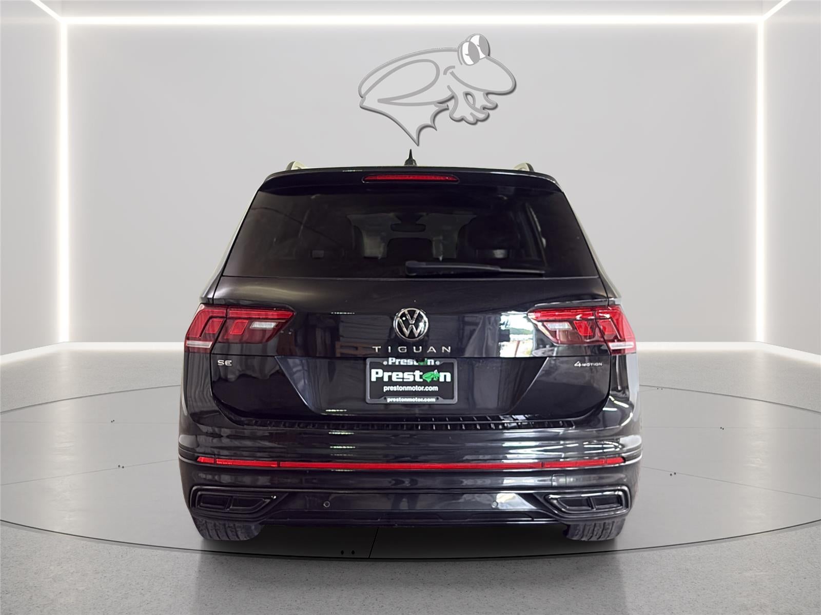 2024 Volkswagen Tiguan SE R-Line Black
