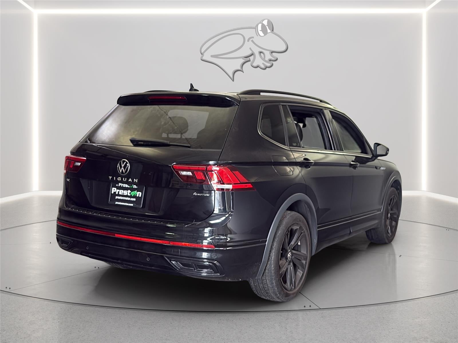 2024 Volkswagen Tiguan SE R-Line Black