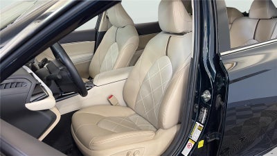 2019 Toyota Camry XLE
