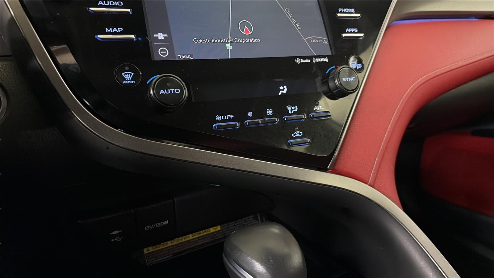 2019 Toyota CAMRY XSE V6