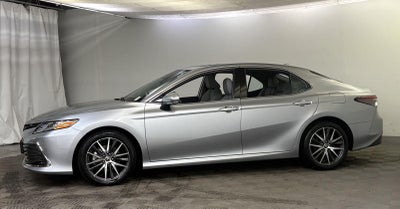 2022 Toyota CAMRY XLE