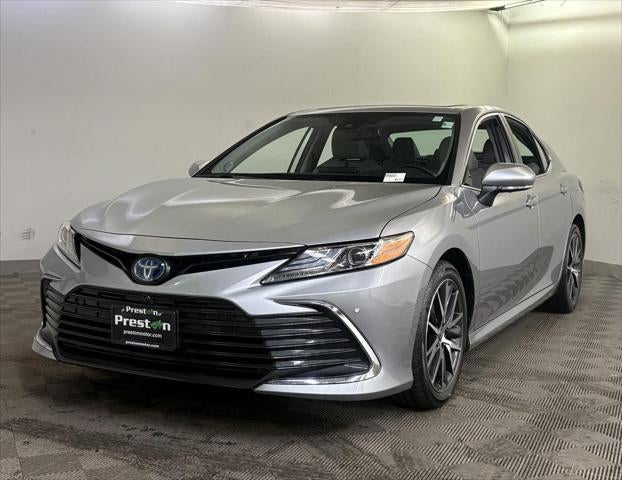 2022 Toyota CAMRY XLE