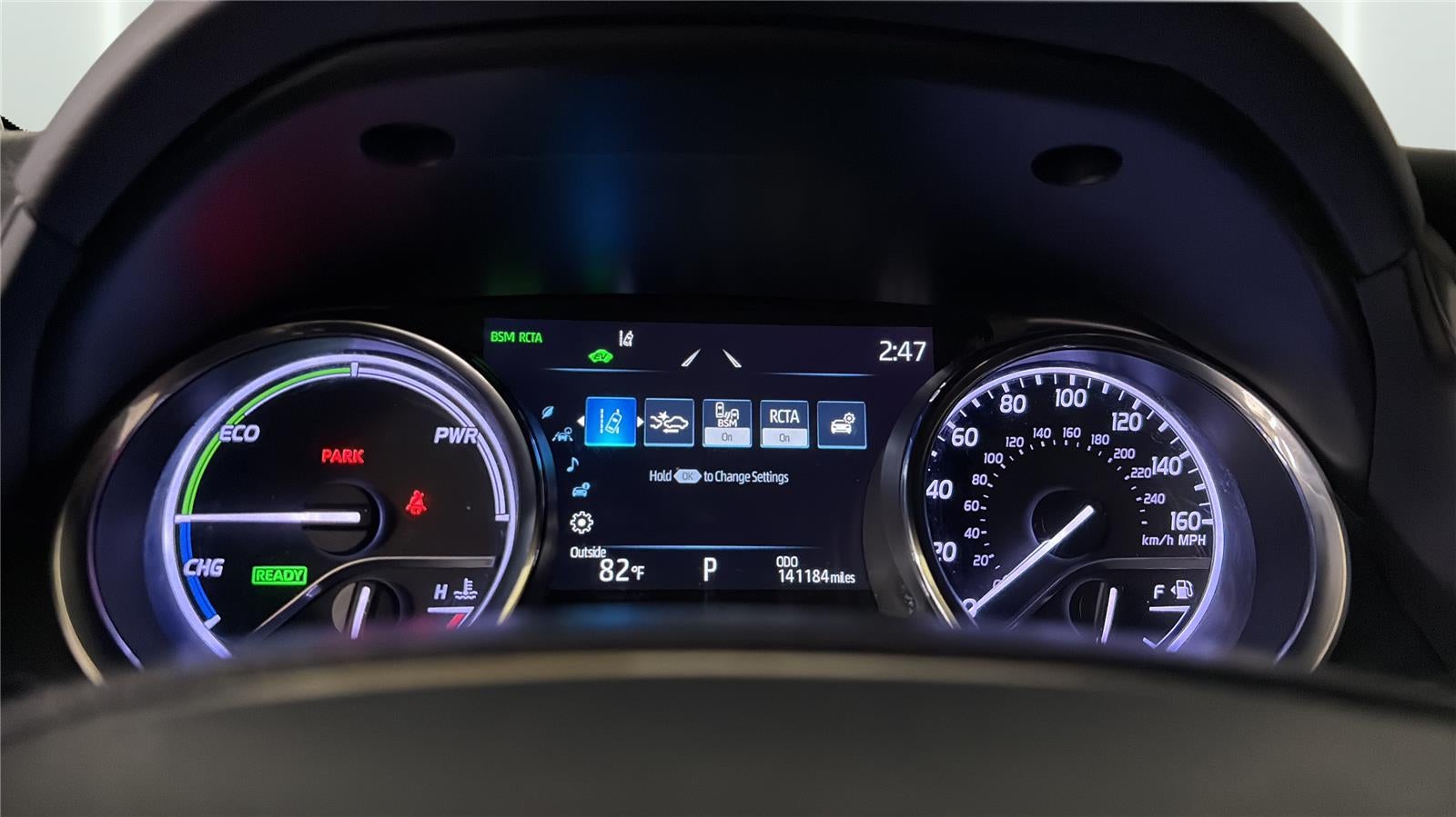 2020 Toyota Camry Hybrid XLE