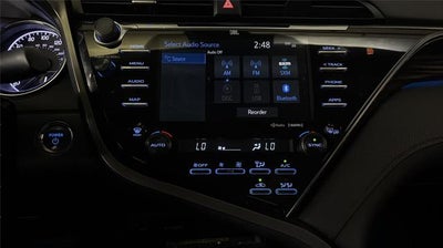 2020 Toyota Camry Hybrid XLE