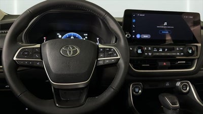 2025 Toyota Grand Highlander XLE