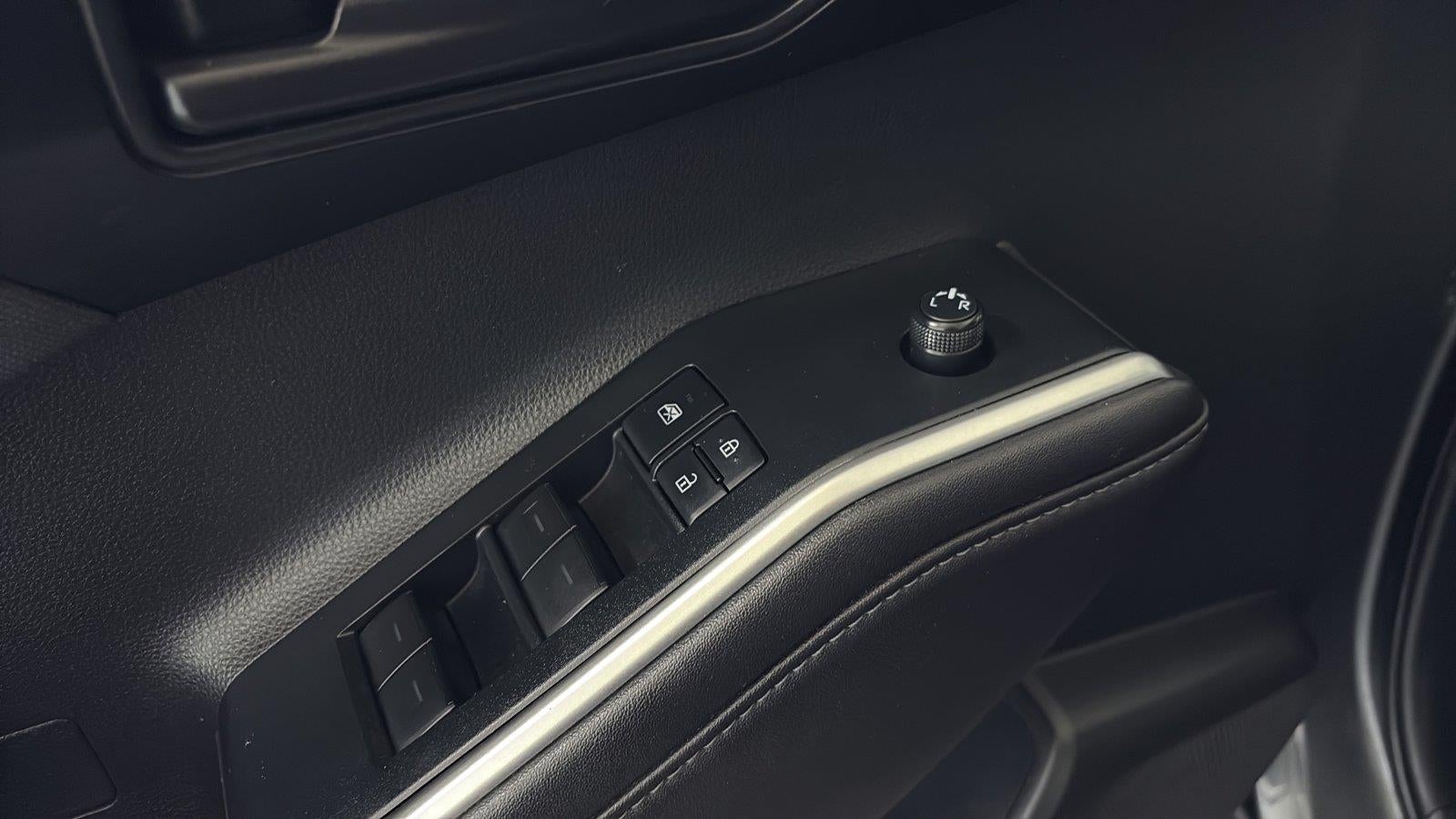 2020 Toyota Highlander LE