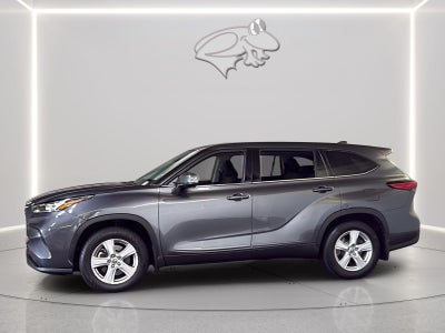 2020 Toyota Highlander LE