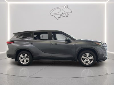 2020 Toyota Highlander LE