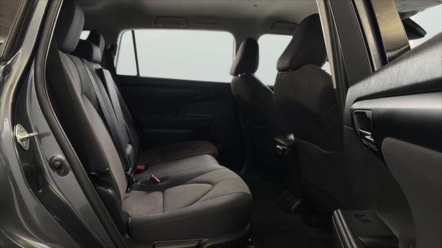2020 Toyota Highlander LE