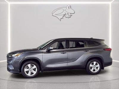 2020 Toyota Highlander LE
