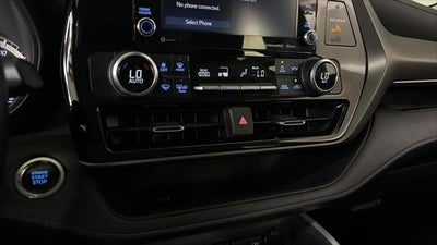 2020 Toyota Highlander LE