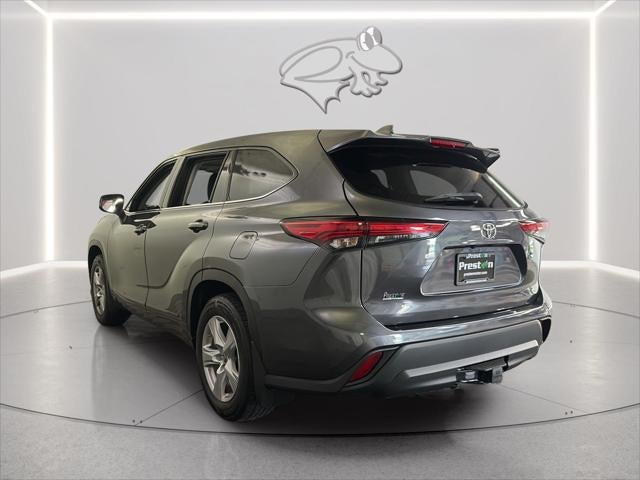 2020 Toyota Highlander LE