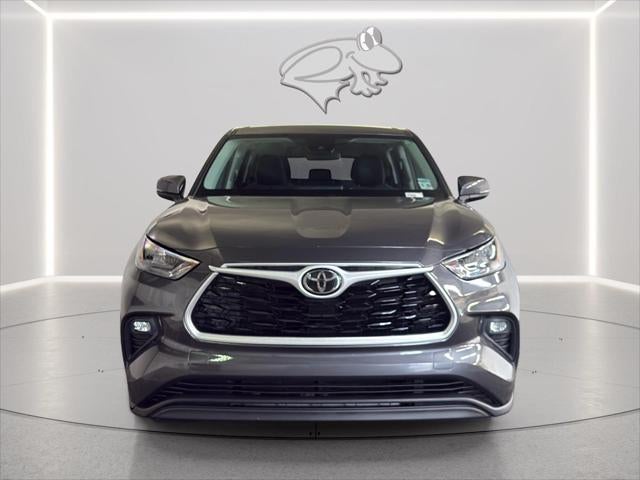 2020 Toyota Highlander LE