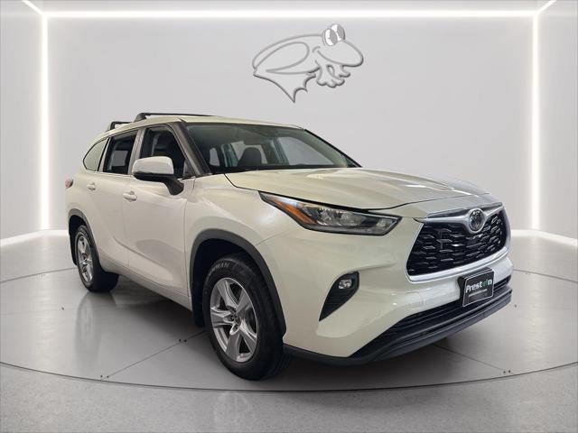 2020 Toyota Highlander LE