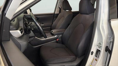 2020 Toyota Highlander LE