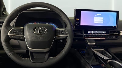 2026 Toyota Sienna Woodland Edition