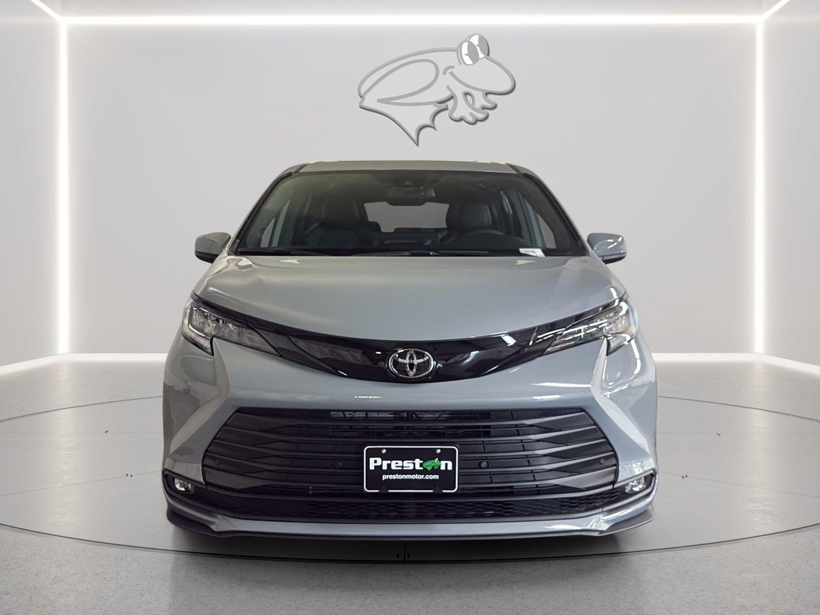 2026 Toyota Sienna Woodland Edition