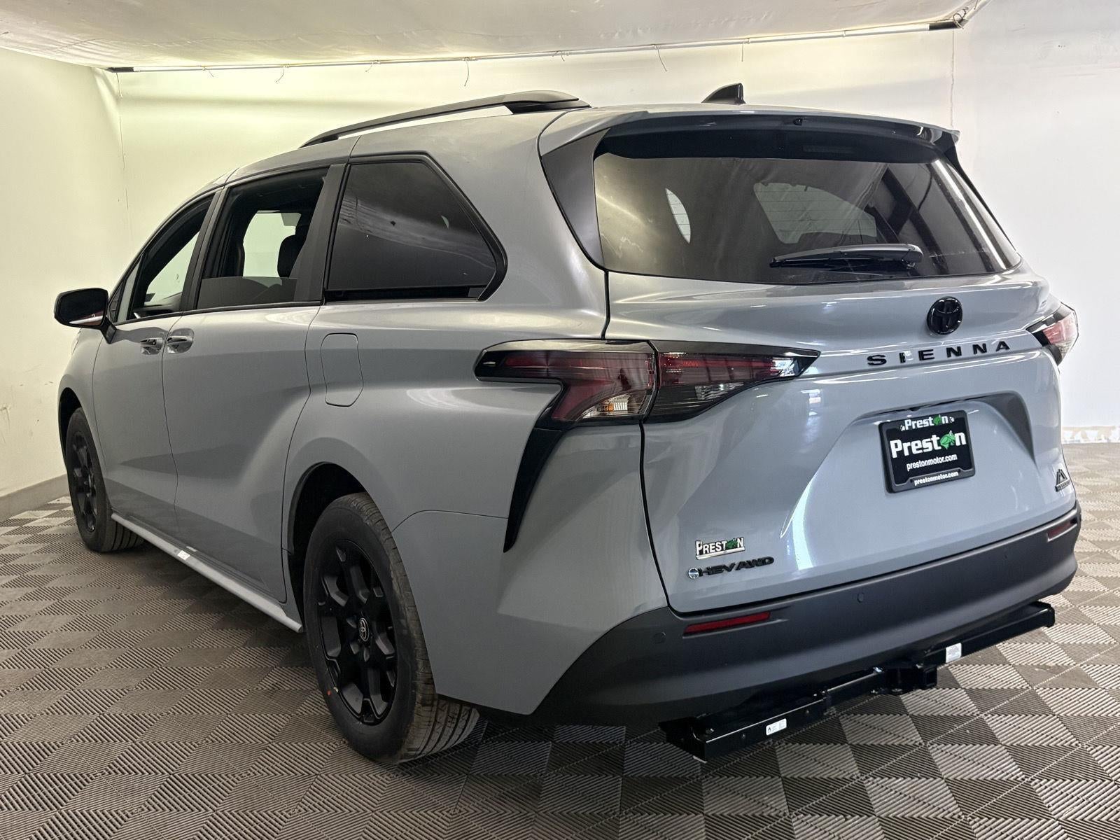 2026 Toyota Sienna Woodland Edition