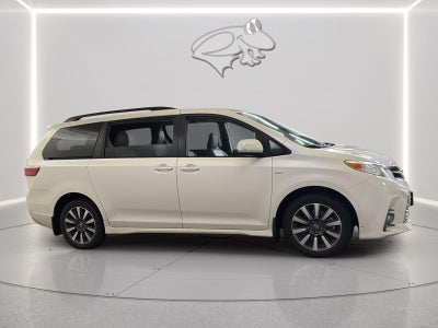 2019 Toyota Sienna XLE 7-Passenger