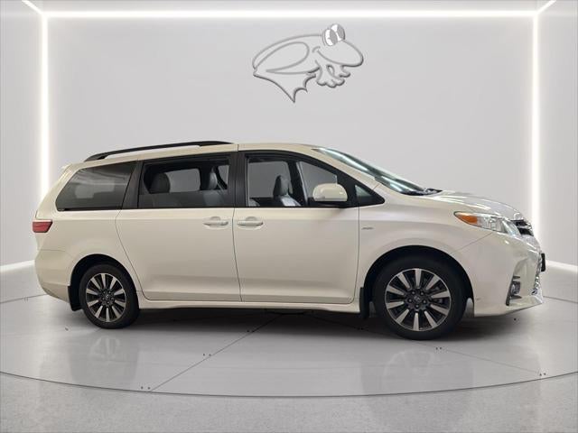 2019 Toyota Sienna XLE 7-Passenger