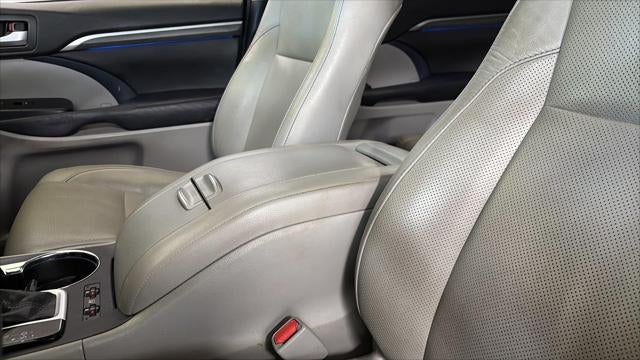 2017 Toyota Highlander Limited