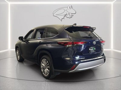 2026 Toyota Highlander Hybrid Platinum