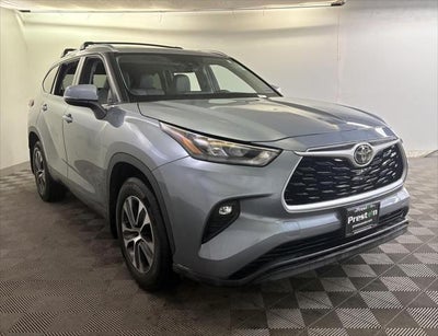 2020 Toyota HIGHLANDER XLE