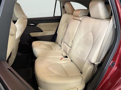 2021 Toyota HIGHLANDER XLE