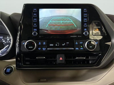 2021 Toyota HIGHLANDER XLE